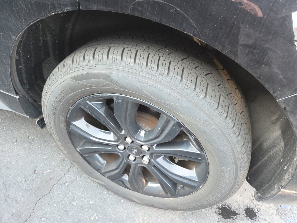 Used 2024 Ford Edge SE w/ Black Appearance Package AWD/4WD image 6