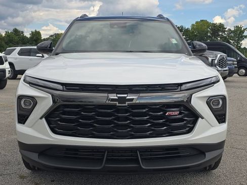 Used 2025 Chevrolet TrailBlazer RS w/ Convenience Package AWD/4WD image 8
