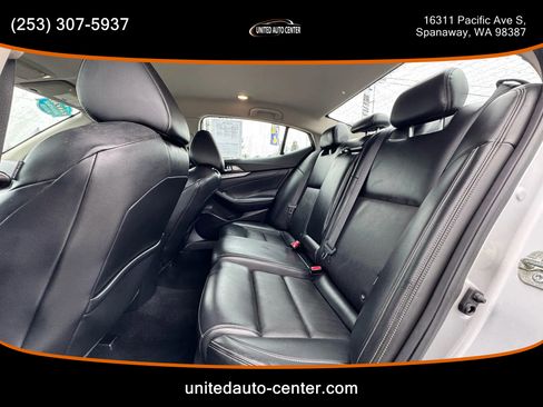 Used 2017 Nissan Maxima 3.5 SV image 9