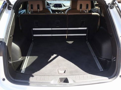 Certified 2020 Chevrolet Blazer Premier w/ Driver Confidence II Package FWD image 15