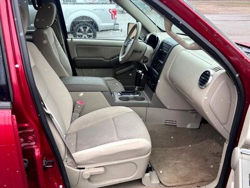 Used 2006 Ford Explorer XLS image 16