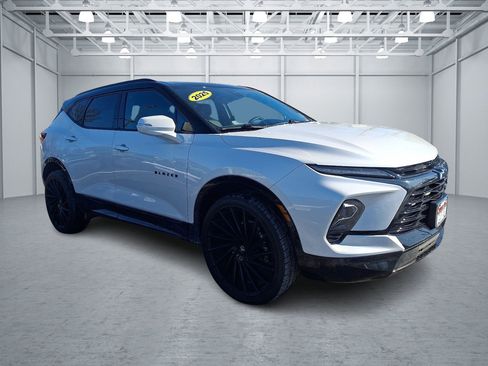 Used 2025 Chevrolet Blazer RS image 7