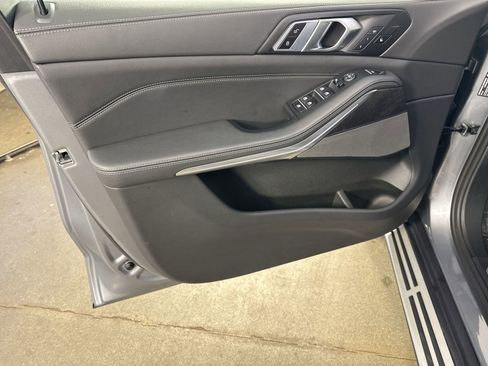 Used 2025 BMW X5 xDrive40i image 21