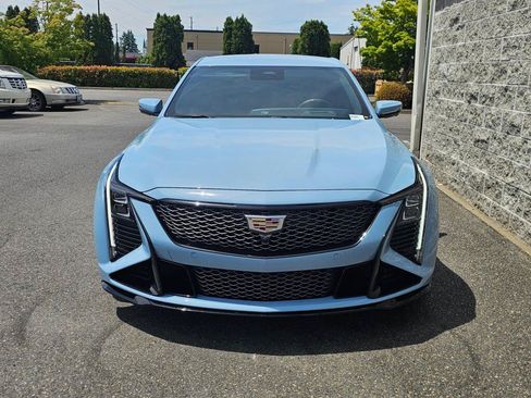 Used 2025 Cadillac CT5 V Blackwing w/ Parking Package RWD image 11