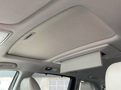 Used 2017 Honda Odyssey Touring Elite image 27