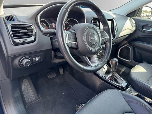 Certified 2021 Jeep Compass Limited w/ Trailer Tow Group image 11