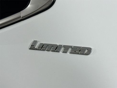 Used 2024 Toyota Tundra Limited image 14