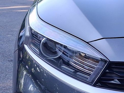 Used 2023 Kia Forte LXS w/ LXS Technology Package FWD image 9