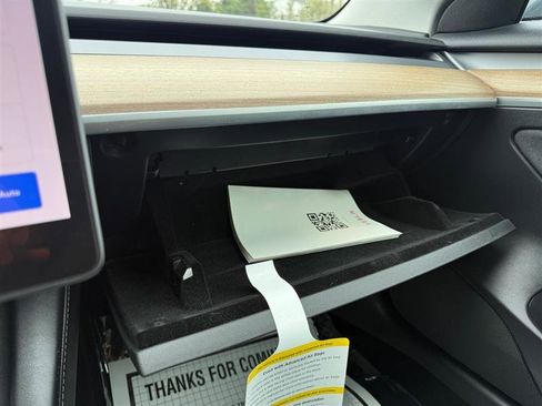 Used 2023 Tesla Model 3 Standard Range image 28