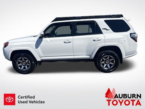 Used 2024 Toyota 4Runner TRD Off-Road Premium w/ Moonroof Package AWD/4WD image 9