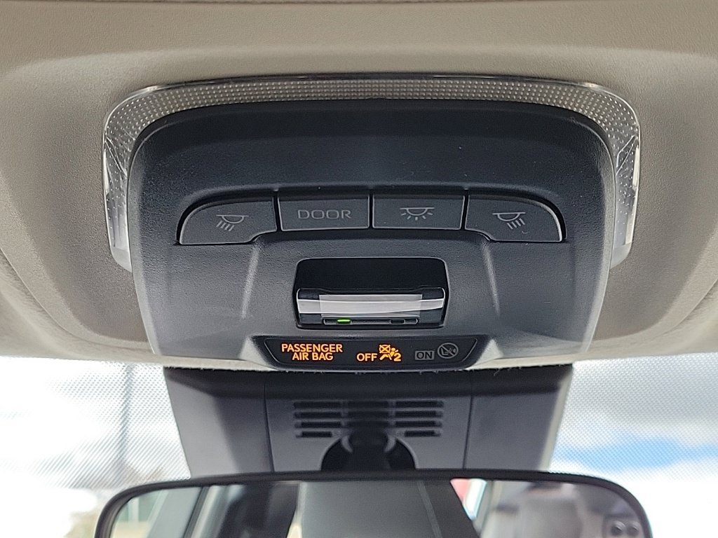 Used 2024 Toyota Corolla LE FWD image 29