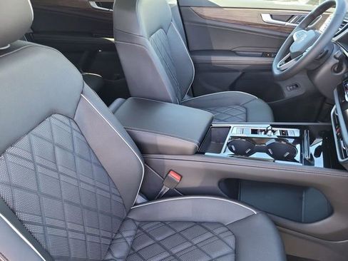 New 2026 Volkswagen Atlas SEL Premium R-Line AWD/4WD image 17