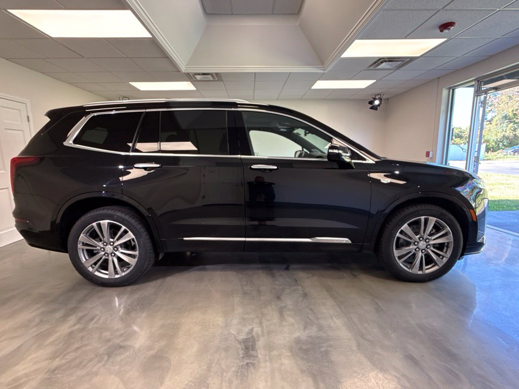 Used 2023 Cadillac XT6 Premium Luxury AWD/4WD image 8