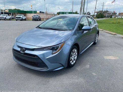 Used 2024 Toyota Corolla LE FWD image 3