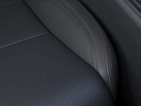 New 2026 Lincoln Aviator Reserve AWD/4WD image 16