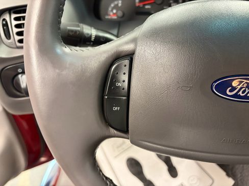 Used 2002 Ford F150 XLT image 11