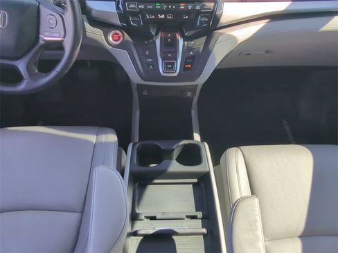 Used 2024 Honda Odyssey EX-L image 18
