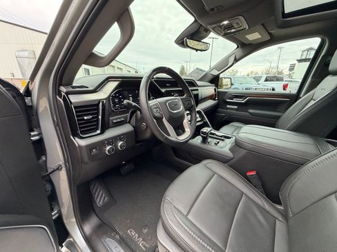 Used 2025 GMC Sierra 1500 Denali image 11
