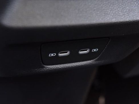 New 2026 Volkswagen Tiguan SE AWD/4WD image 24