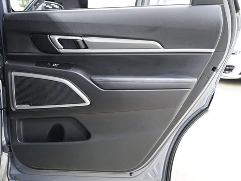Used 2021 Kia Telluride LX FWD image 27