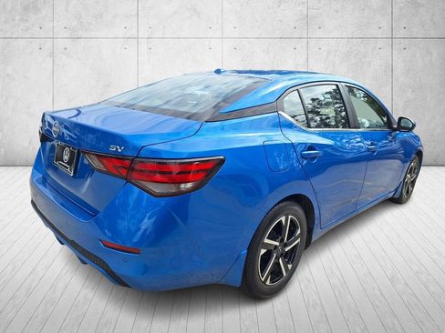Used 2024 Nissan Sentra SV image 5