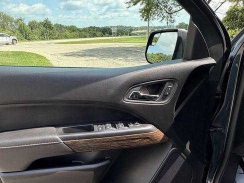 Used 2019 GMC Canyon Denali AWD/4WD image 11