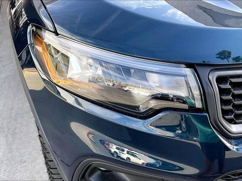 New 2026 Jeep Compass Trailhawk w/ Sun, Sound & Navigation Group image 11