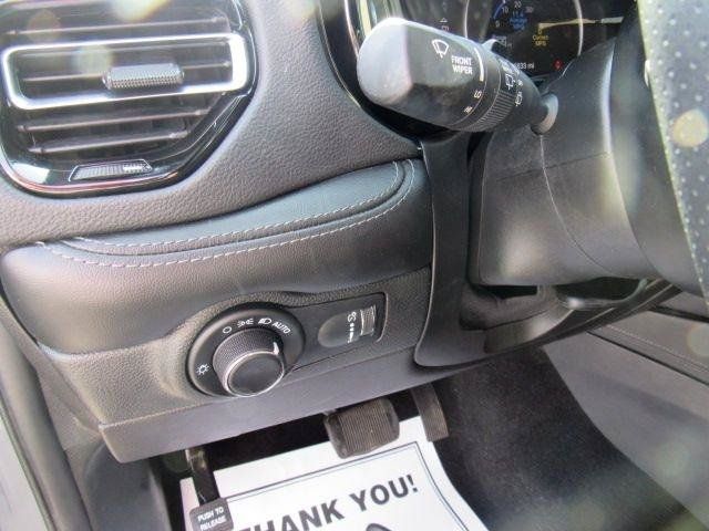 Used 2023 Dodge Durango SXT Launch Edition AWD/4WD image 27