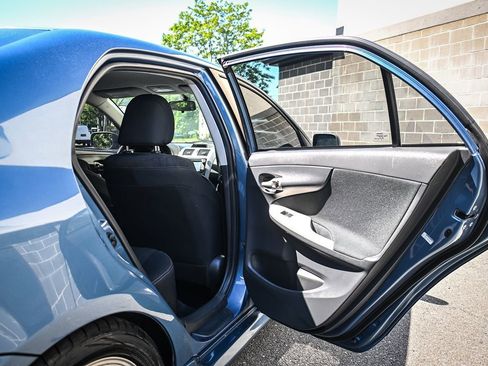 Used 2013 Toyota Corolla S FWD image 13