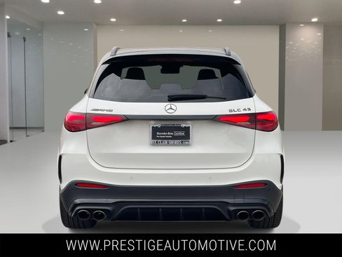 Used 2024 Mercedes-Benz GLC 43 AMG 4MATIC image 5