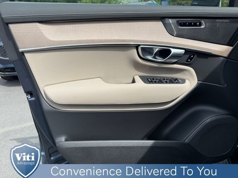 New 2026 Volvo XC90 B6 Plus w/ Protection Package Premier image 11