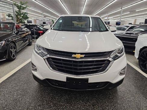 Used 2020 Chevrolet Equinox LT FWD image 3