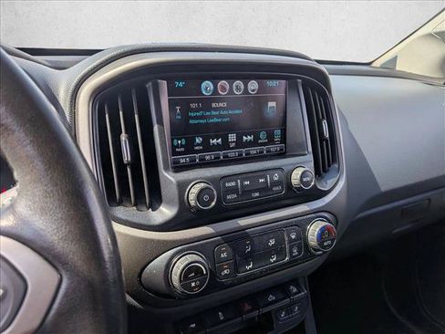 Used 2016 Chevrolet Colorado Z71 AWD/4WD image 13