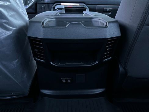 New 2026 Toyota Tundra SR5 image 12