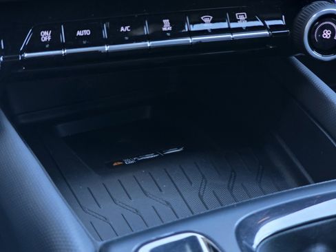 New 2026 Chevrolet Equinox EV RS image 30