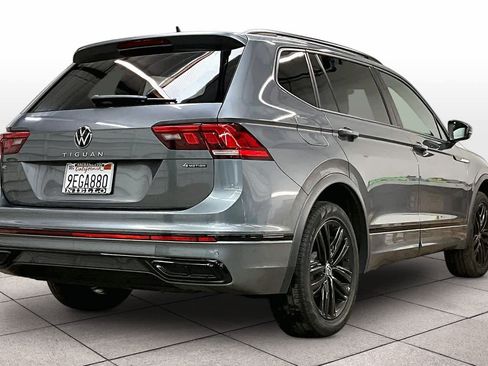 Used 2022 Volkswagen Tiguan SE R-Line image 15