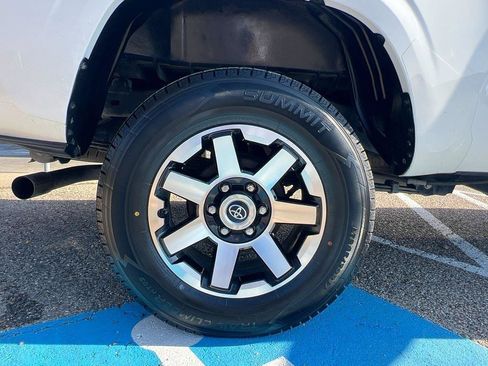 Used 2021 Toyota Tacoma SR image 7