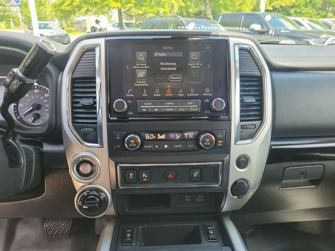 Used 2020 Nissan Titan SV w/ SV Convenience Package AWD/4WD image 21