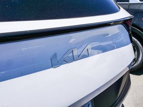 Certified 2023 Kia Sportage EX FWD image 12