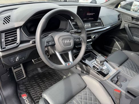 Used 2025 Audi SQ5 Premium Plus w/ Premium Plus Package image 13