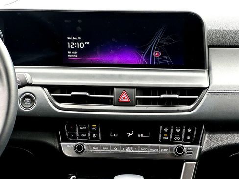 Used 2024 Kia Seltos EX image 28