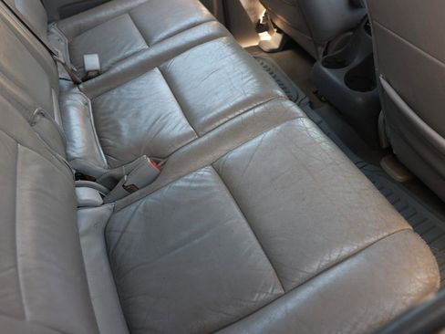 Used 2007 Toyota Sequoia SR5 image 12