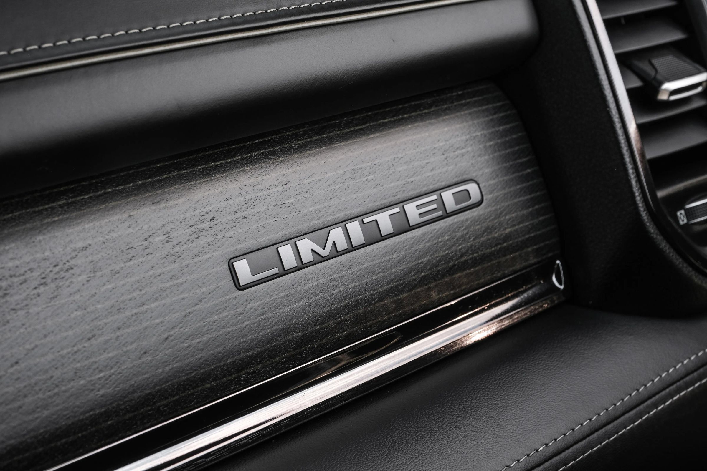 Used 2022 RAM 3500 Limited AWD/4WD image 34