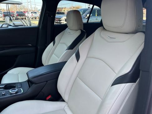 Certified 2023 Cadillac XT4 Sport image 15