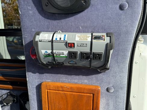 Used 1997 Chevrolet Express 1500 image 35