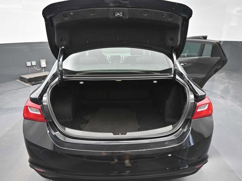Used 2024 Chevrolet Malibu LT FWD image 12