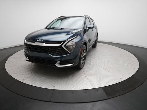 Used 2023 Kia Sportage EX w/ EX Premium Package image 12