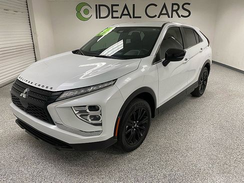 Used 2024 Mitsubishi Eclipse Cross LE image 1
