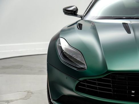 Used 2020 Aston Martin DB11 AMR RWD image 62