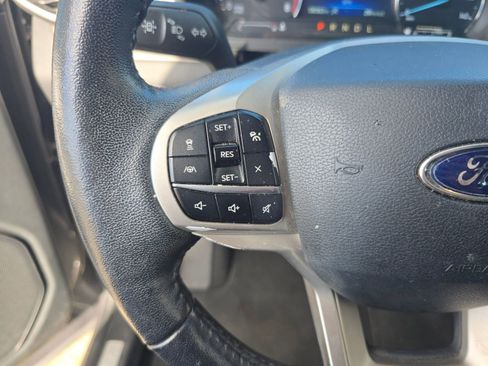 Used 2021 Ford Explorer Limited w/ Equipment Group 301A image 15